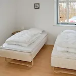 Seven-Bedroom Holiday Home In Bredebro *