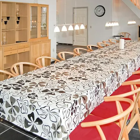 Gorgeous Home In Bredebro With Sauna Nyaraló