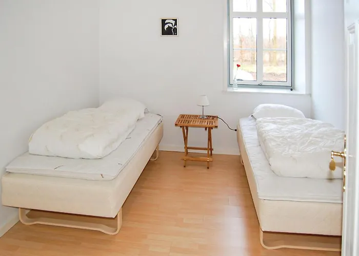 Дом отдыха Seven-bedroom In