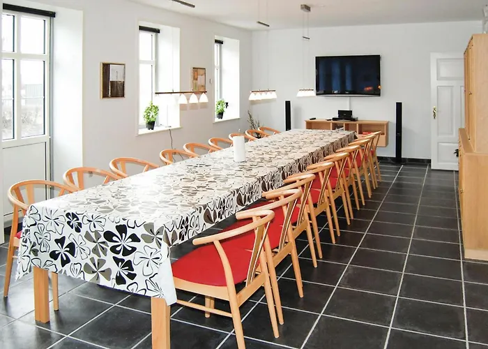 Seven-bedroom In Дом отдыха *