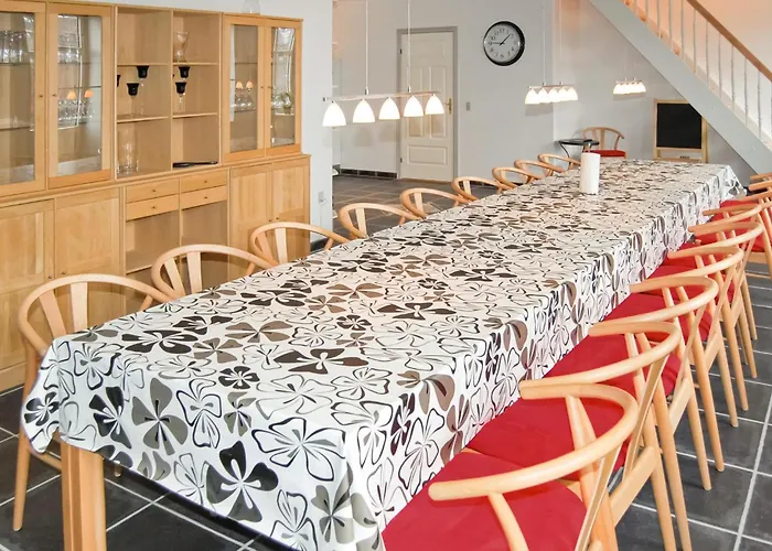 Seven-bedroom In Дом отдыха