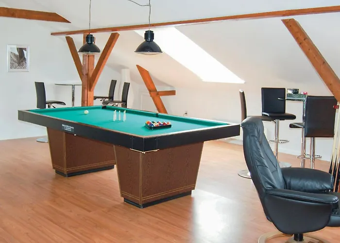 Seven-bedroom In Bredebro