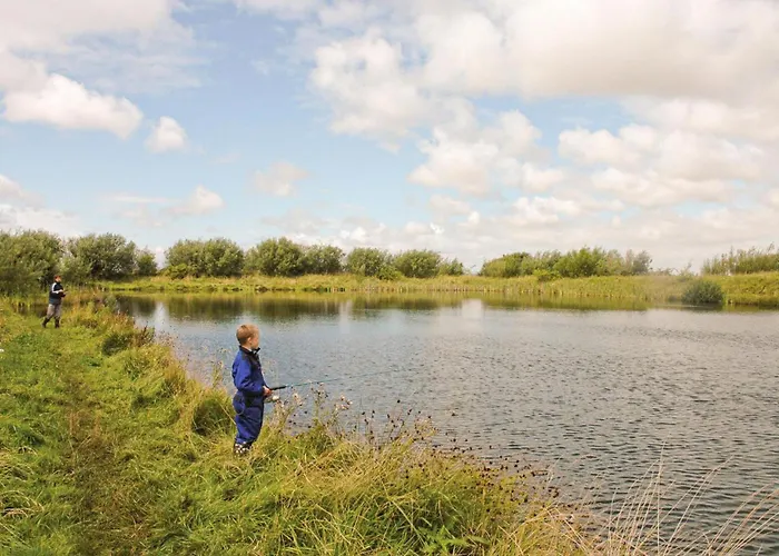 Seven-bedroom In Дом отдыха Bredebro